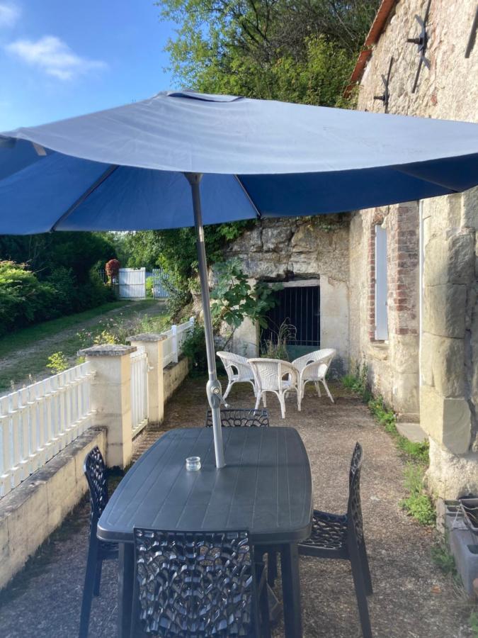 Nuit Insolite Dans Une Troglodyte ! Villa Nazelles-Negron Esterno foto
