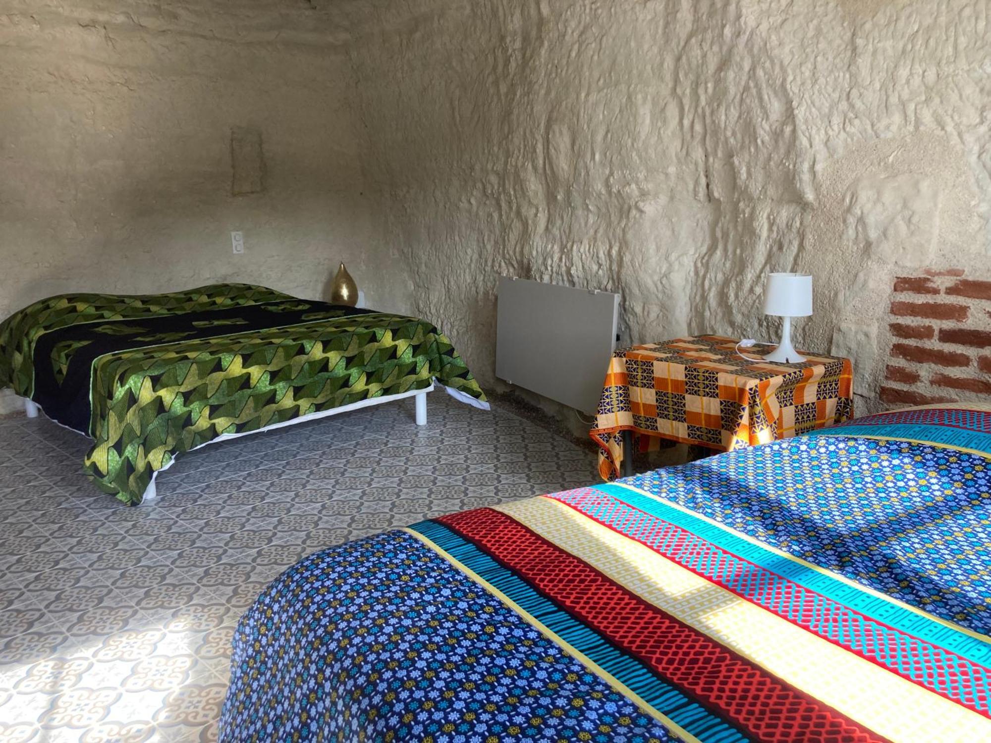 Nuit Insolite Dans Une Troglodyte ! Villa Nazelles-Negron Esterno foto